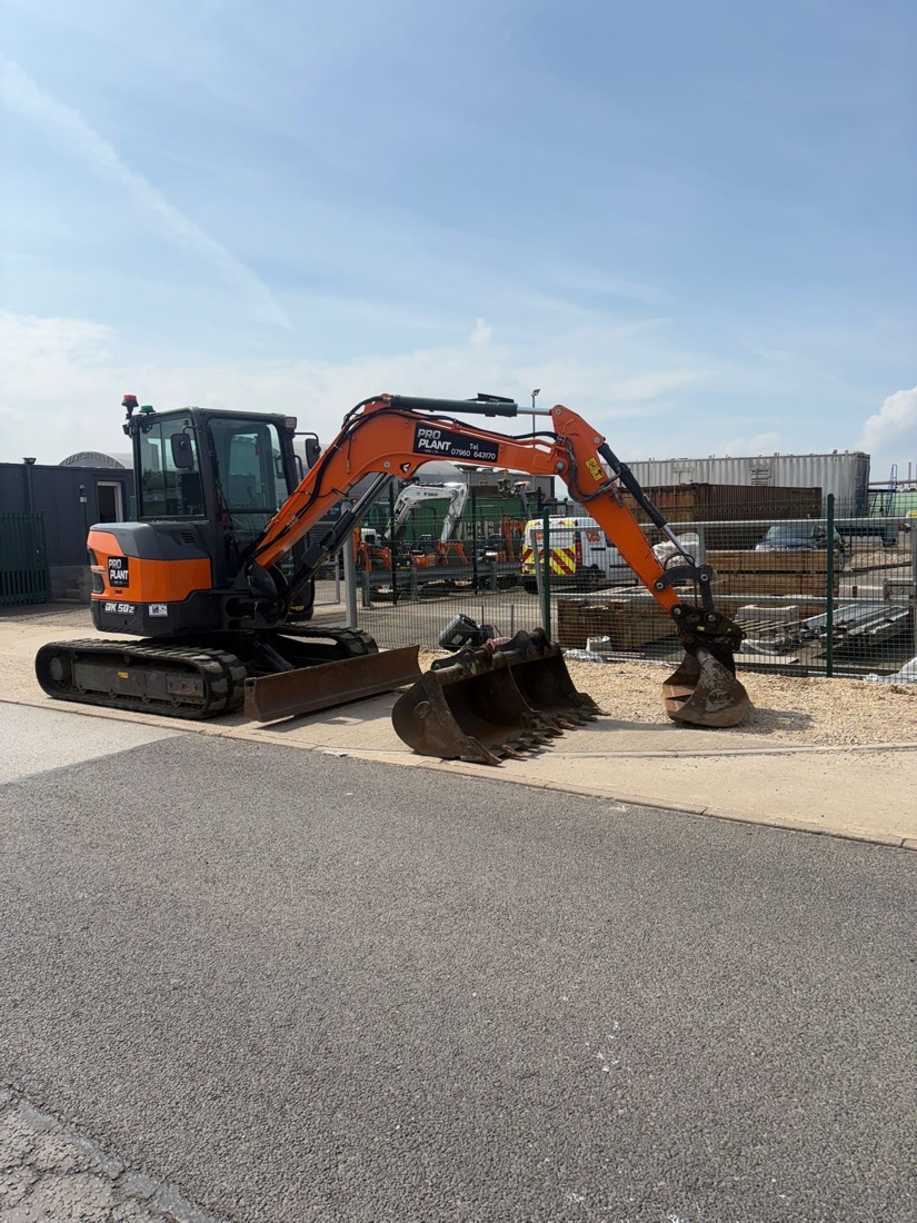 5 tonne excavator