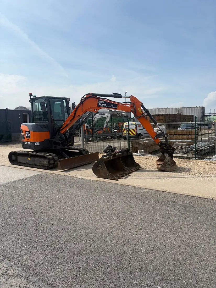 5 tonne excavator